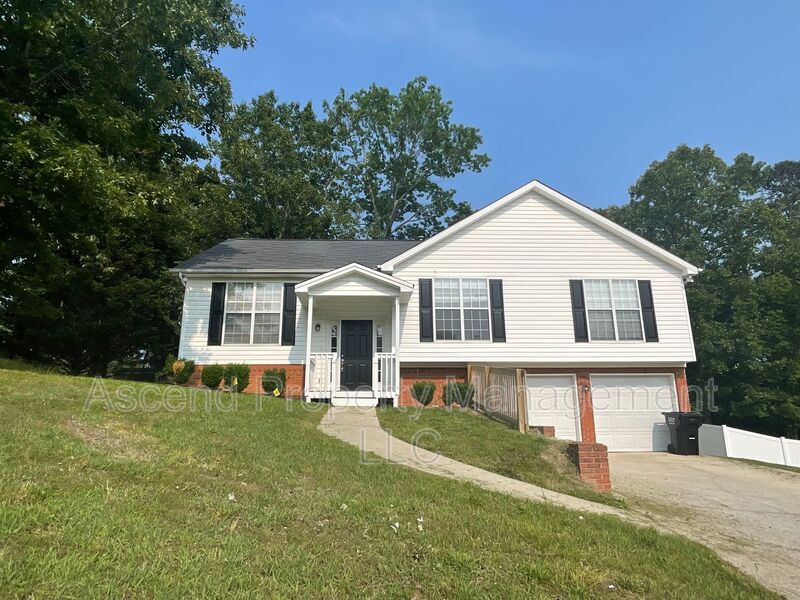 Ooltewah House: 10142 Baker Boy Dr