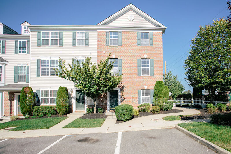 Request a Viewing for 102 Brandywine Drive Tenant Turner