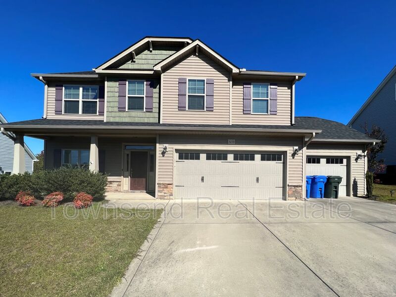 Fayetteville House: 3233 Northgate Dr.