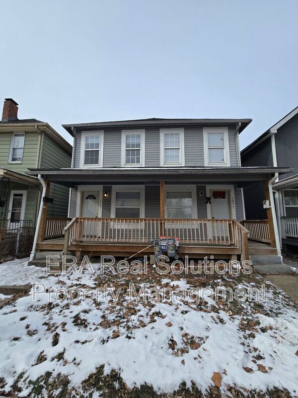 Columbus Condo: 1879 S Bruck St