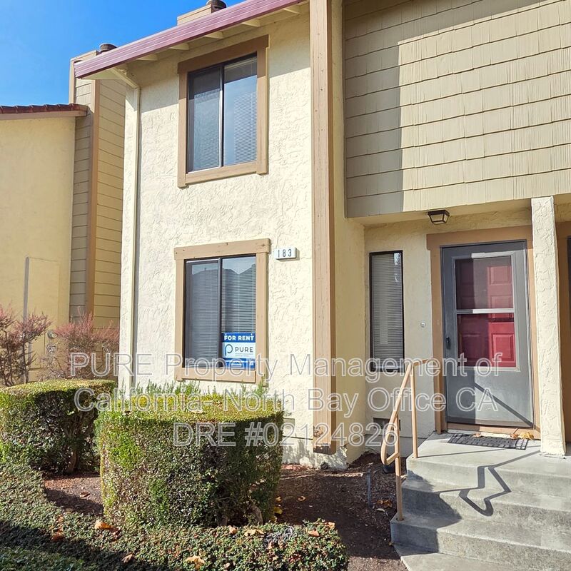 Petaluma Townhome: 183 Park Place Drive