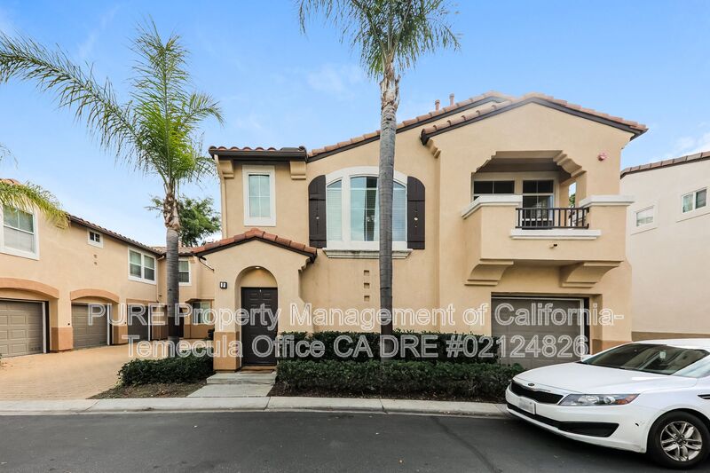 Murrieta House: 39282 Flamingo Bay
