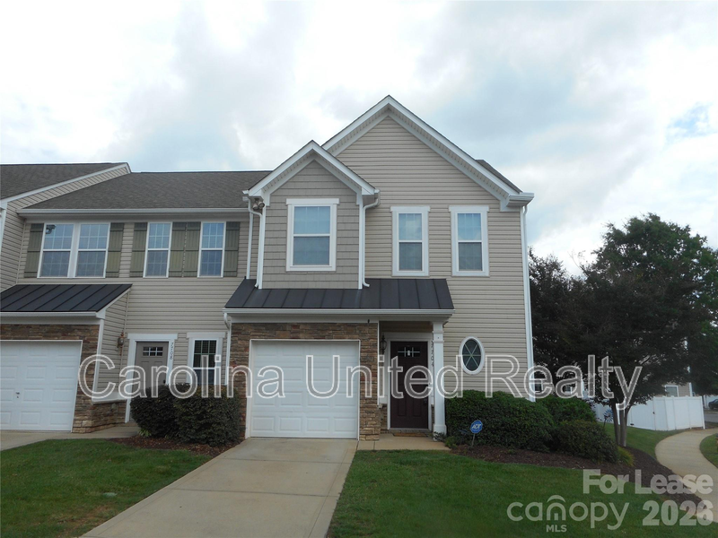 Charlotte House: 7704 Sweet Fern Way