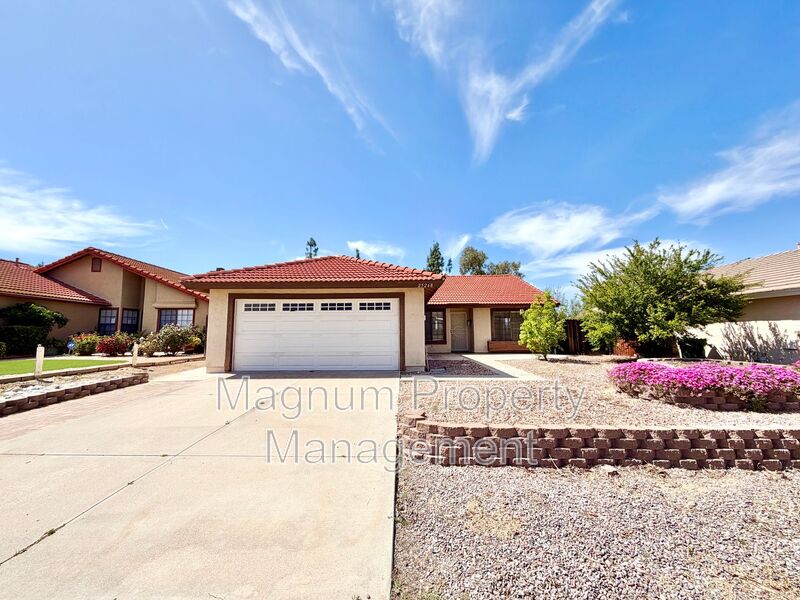 Murrieta House: 25268 Shadescale Dr.