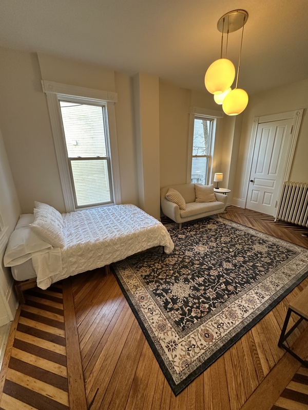 Madison Condo: 315 N Pinckney - Unit 2