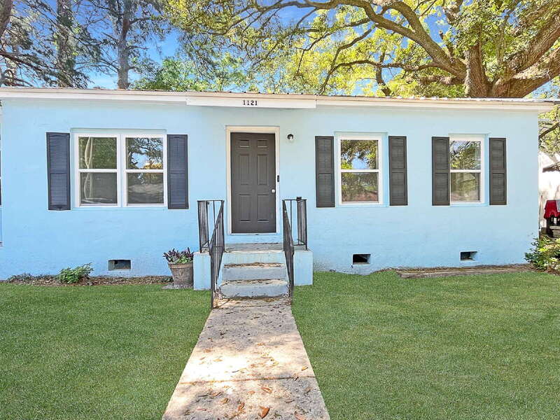 Savannah Condo: 1121 East 53rd Street