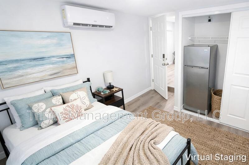Holiday House: 1935 Speck Dr - Room 1