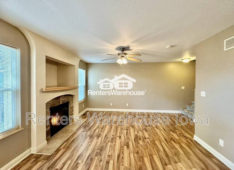 Windsor Heights Townhome: 2004 63rd St