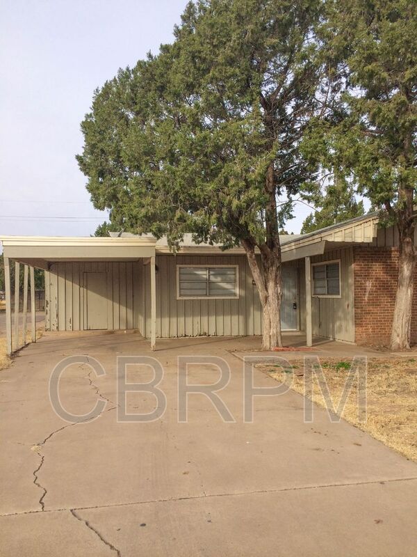 Lubbock House: 1802 Elkhart Ave