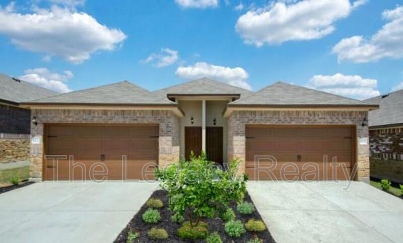 New Braunfels House: 337 Emma Dr