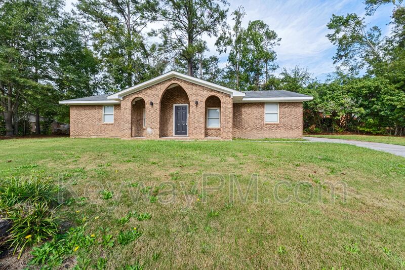 Augusta House: 2631 Drayton Drive