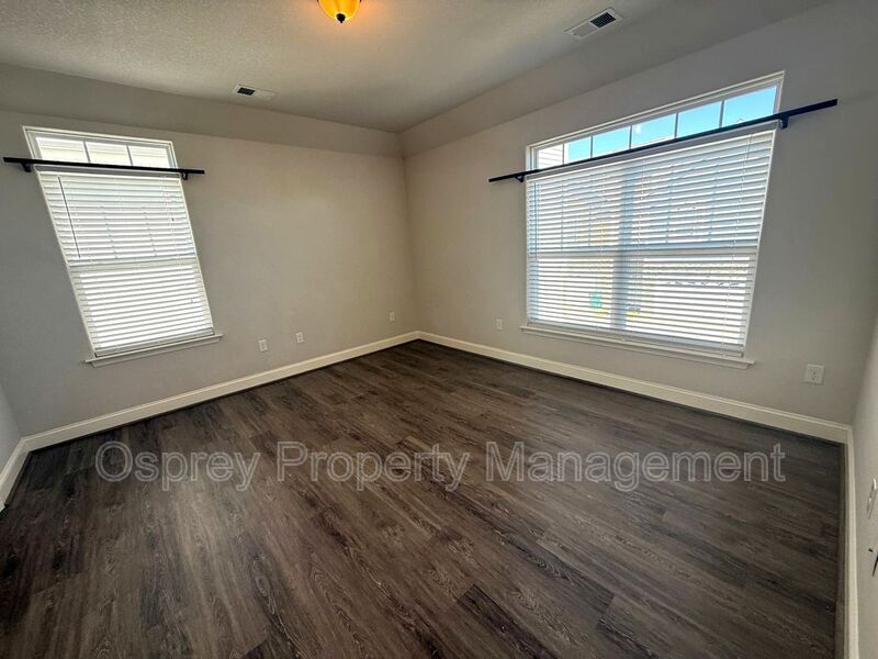 Spacious end-unit home in Virginia Beach!  - Photo 26