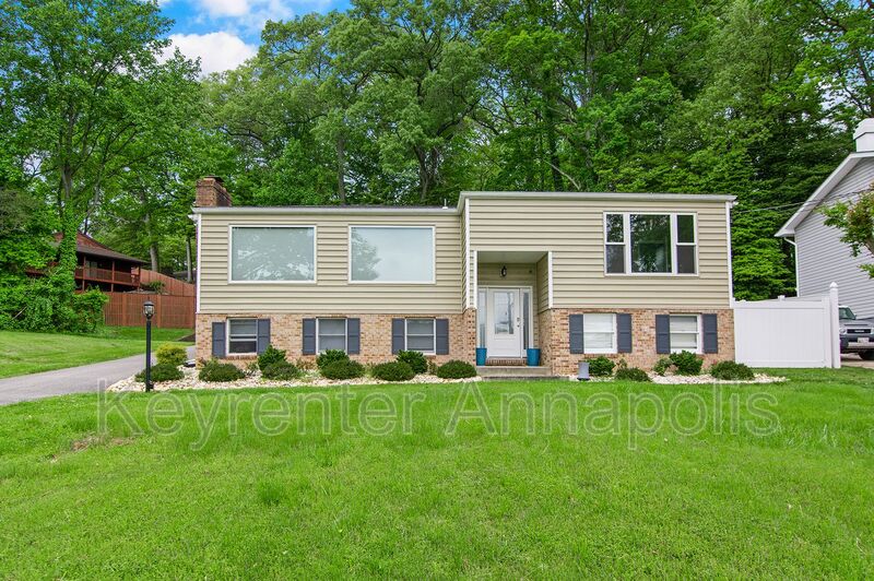 5 Bedroom Rental – 840 Valentine View, Crownsville, MD