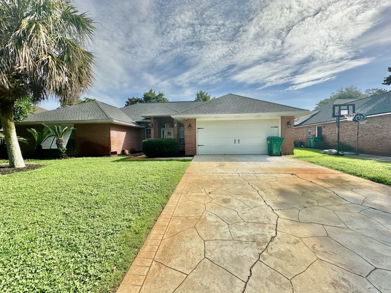 Destin House: 4025 Lauren Court