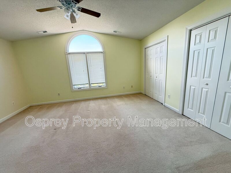 Luxury 3-Story Home Near Chic’s Beach with Water Views & Private Decks - Photo 10