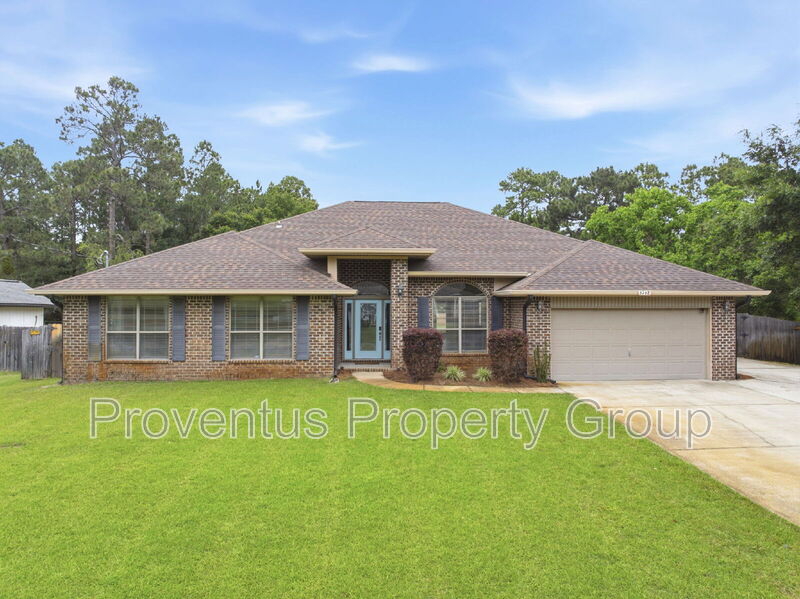 Navarre House: 6768 Indian Street