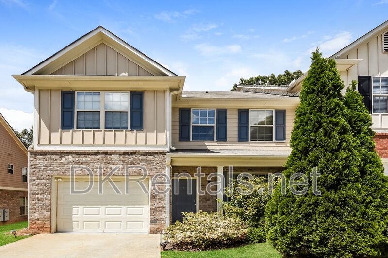 Sugar Hill House: 4049 Hill Station Court