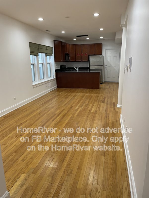 Chicago Condo: 6815 N Lakewood Ave