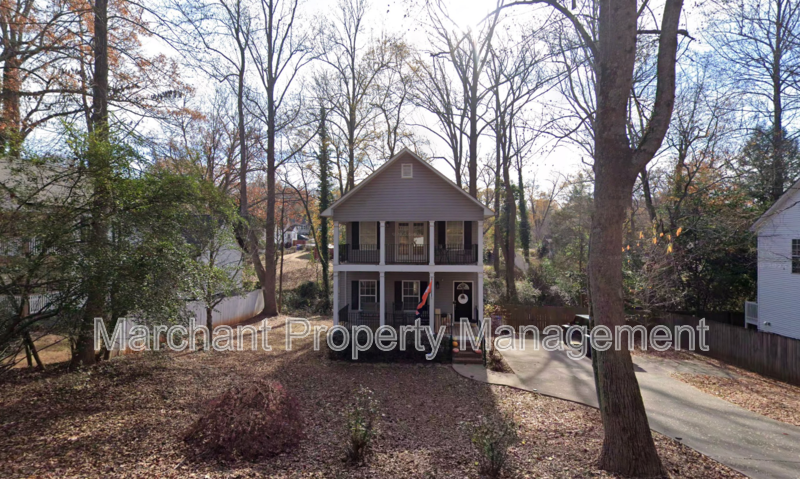 Greenville House: 149 Blythe Drive