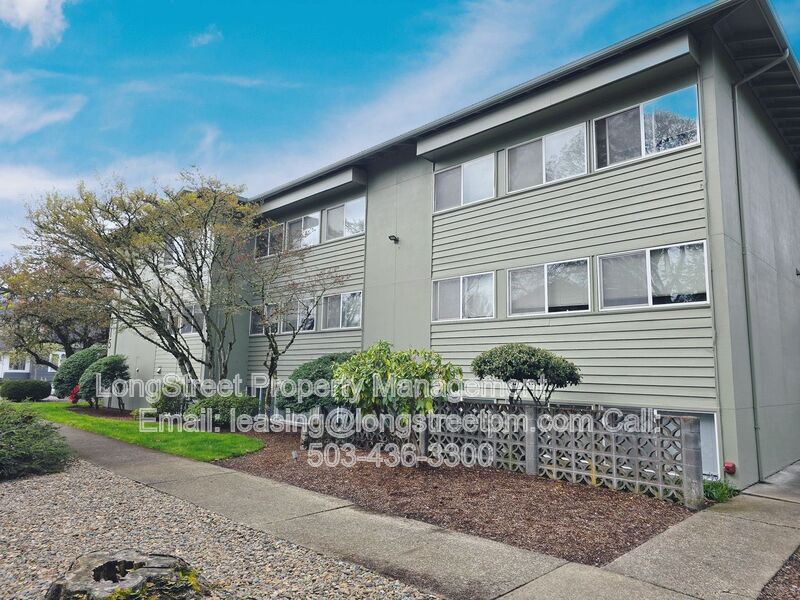 Corvallis House: 915 SW Adams Ave