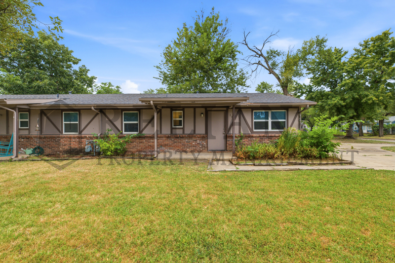 Wichita Condo: 903 East Osie Street