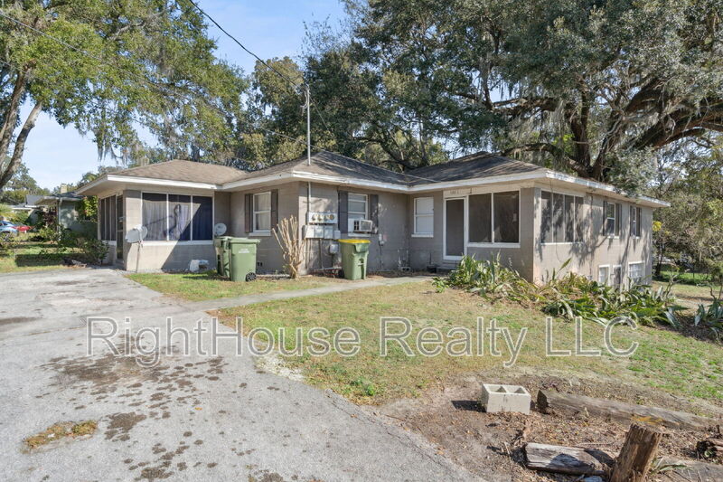 Leesburg Condo: 420 Euclid Ave