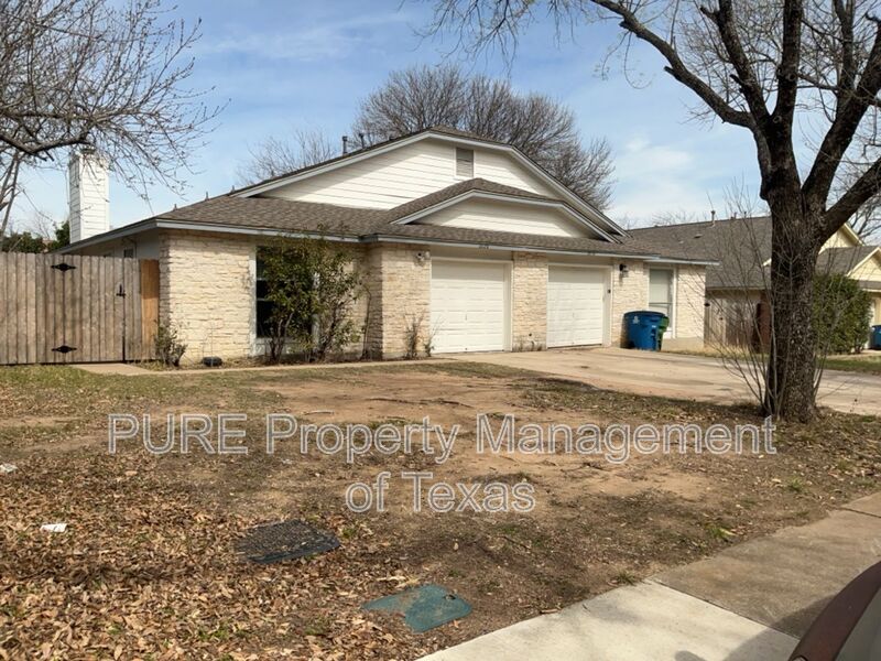 Round Rock Condo: 2028 Redwing Way