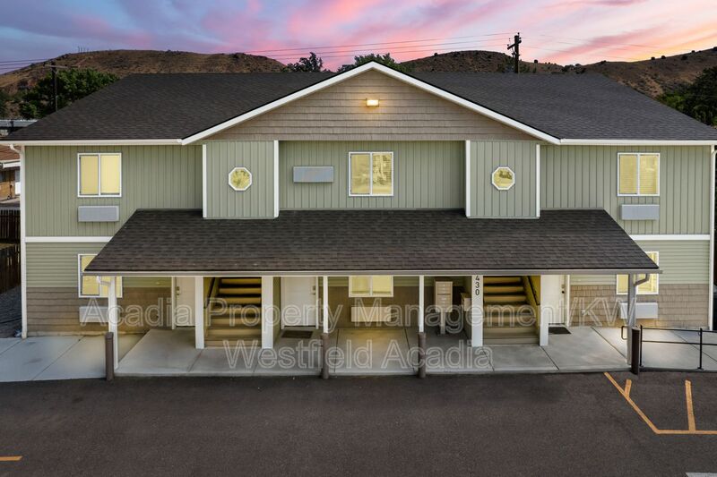 Pocatello House: 1430 South 4th Avenue