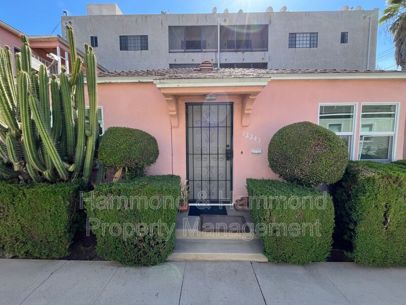 Valley Village House: 12243 Magnolia Blvd.