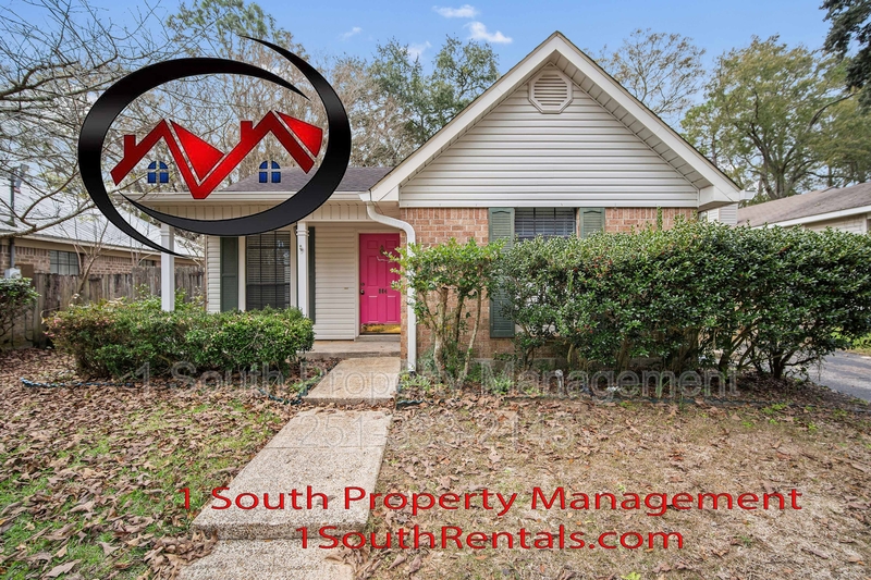 Mobile House: 964 McNeil Avenue