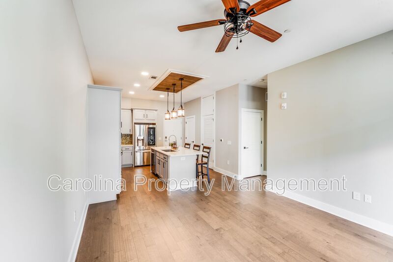 Charlotte Condo: 2401 Euclid Ave.