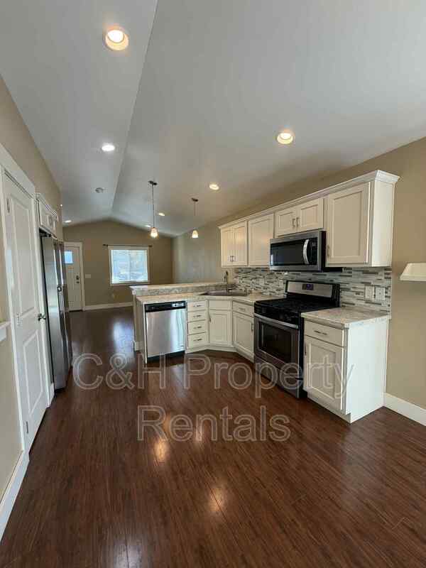 Billings House: 1842 Stony Meadow Lane