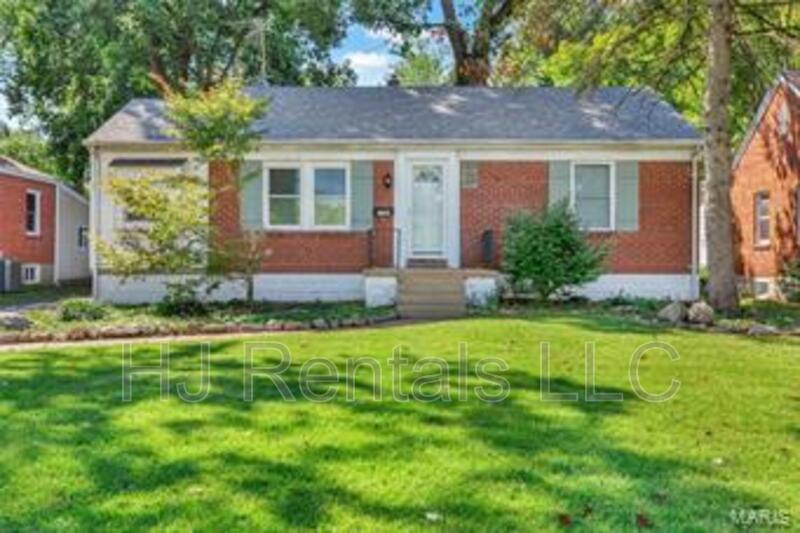 Florissant House: 1305 South New Florissant Road