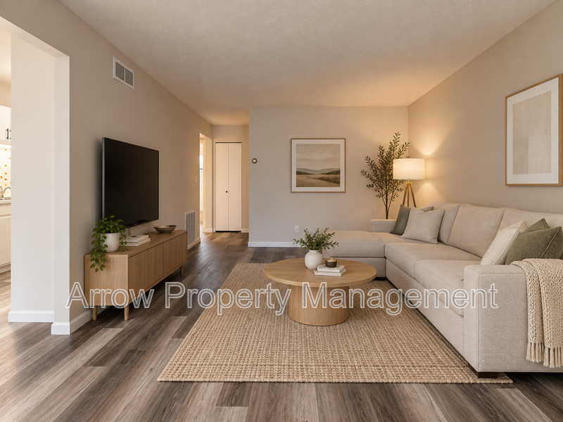 Beatrice Condo: 823 N 6th Street-305