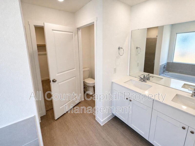 Main Rental Photo 22