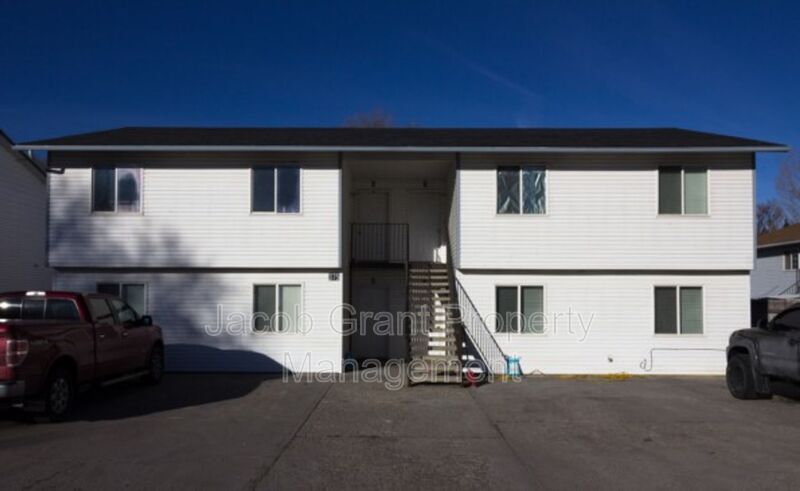 Blackfoot House: 375 Golden St.