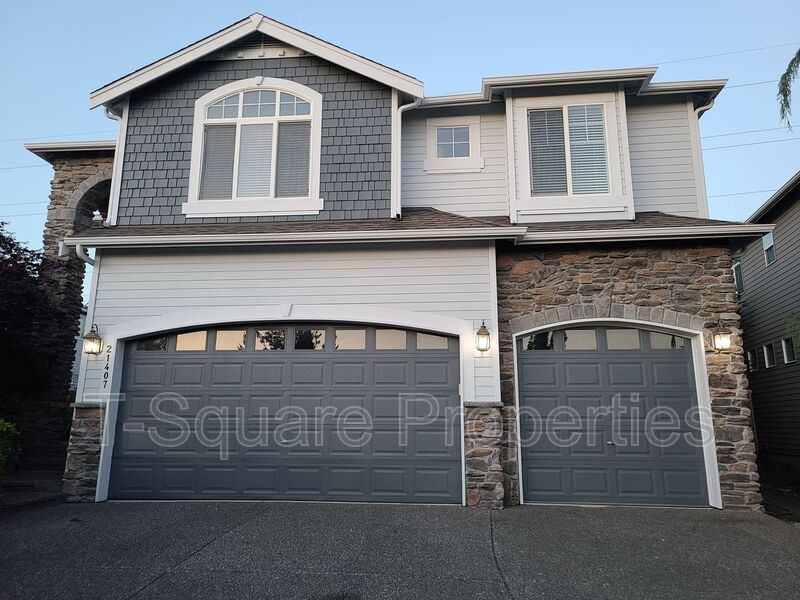 Bothell House: 21407 42nd Ave SE