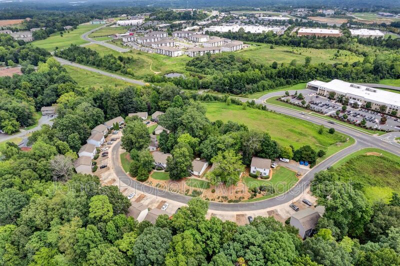 Kannapolis Condo: White Oak Lane