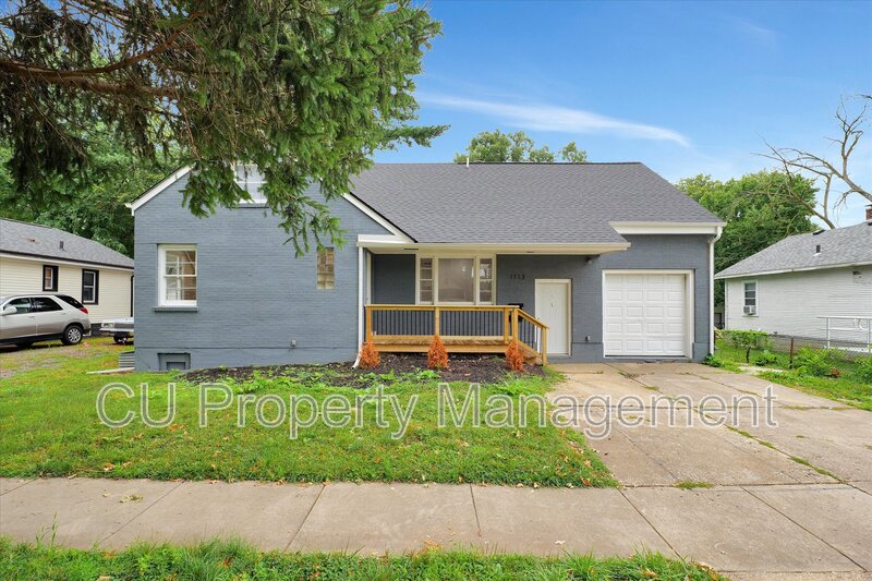 Urbana Condo: 1113 West Hill Street - 1-garden unit