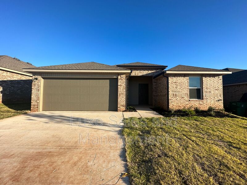 Piedmont House: 12529 Bending Brook Drive