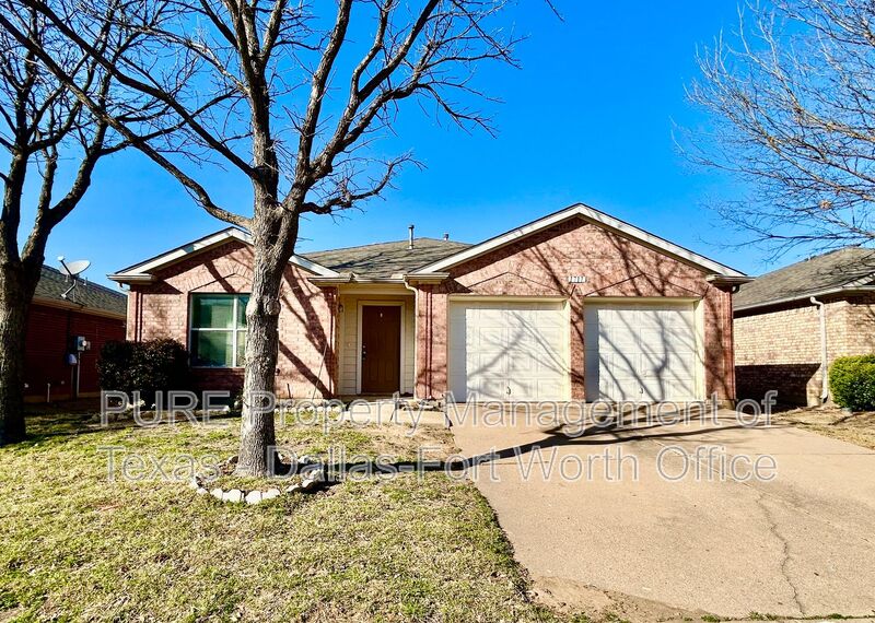 Fort Worth House: 1717 Wind Dancer Tr.