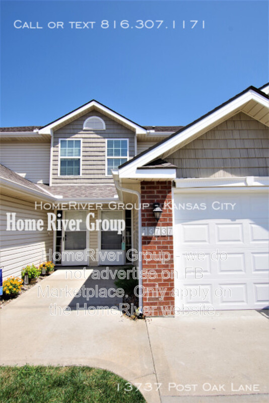 Platte City Townhome: 13737 Post Oak Ln