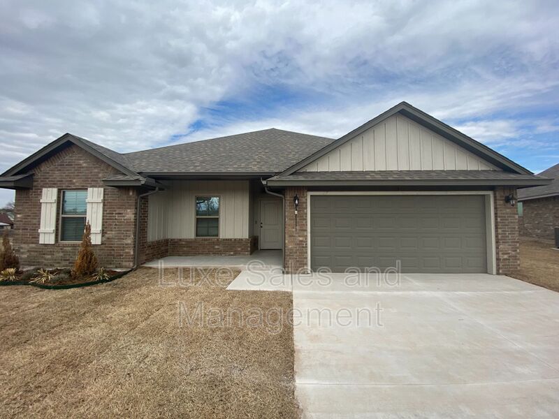 Oklahoma City House: 7117 Daxton Ct