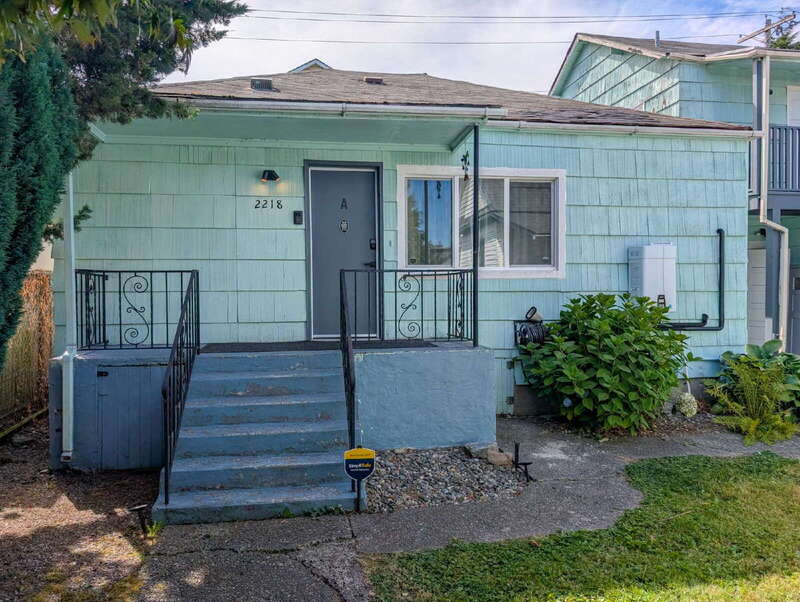 Everett Condo: 2218 Hoyt Avenue