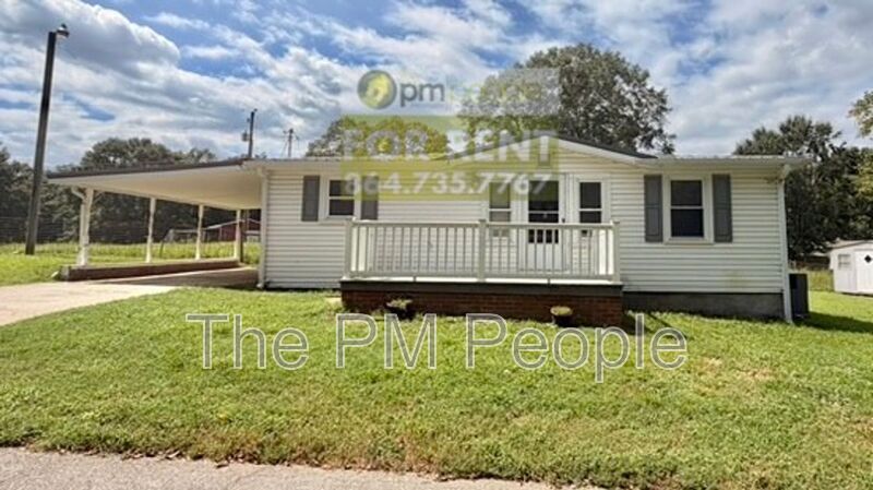 Easley House: 114 Radcliff Dr.