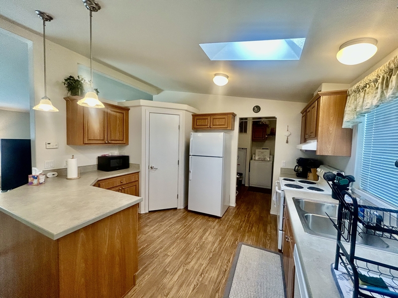 Blaine Condo: 8482 Cedar Way - 1