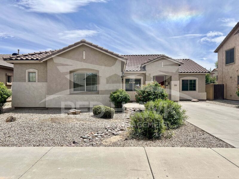 Queen Creek House: 19949 E Reins Rd