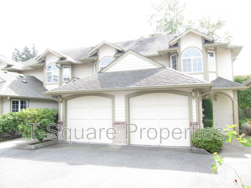 Edmonds Townhome: 7634 230th St SW