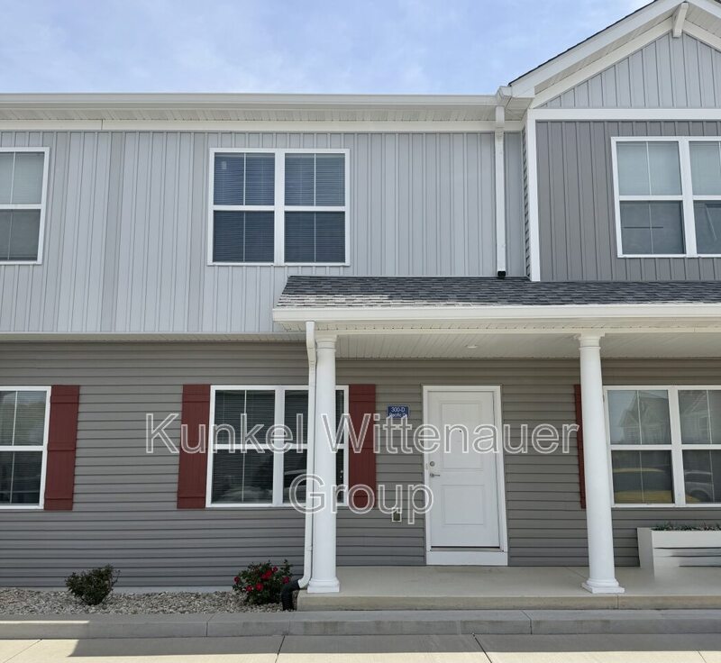 O'FALLON Condo: 300-D PACIFIC DRIVE