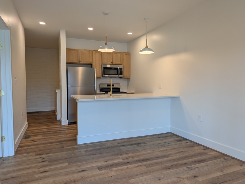 Lynchburg Condo: 5900 Fort Avenue - 4